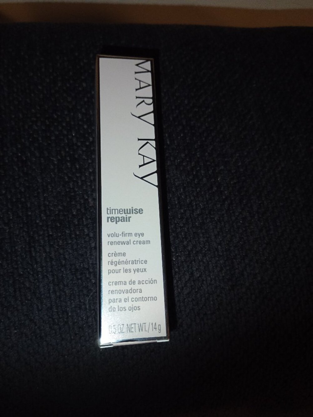 Mary Kay TimeWise Repair volu-firm eye renewal cream
